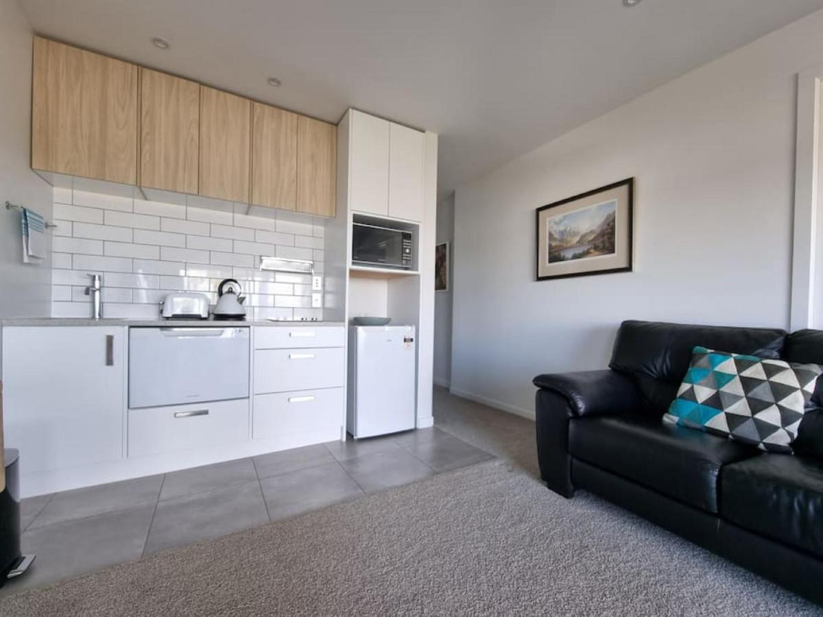 Fabulous Castor Bay 1 Bedroom With Views And Skytv 奥克兰 外观 照片