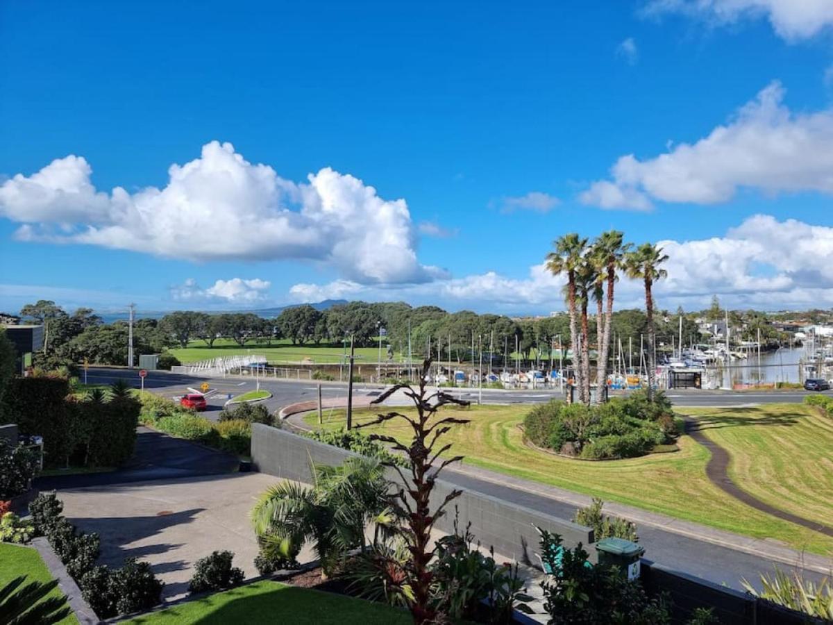 Fabulous Castor Bay 1 Bedroom With Views And Skytv 奥克兰 外观 照片