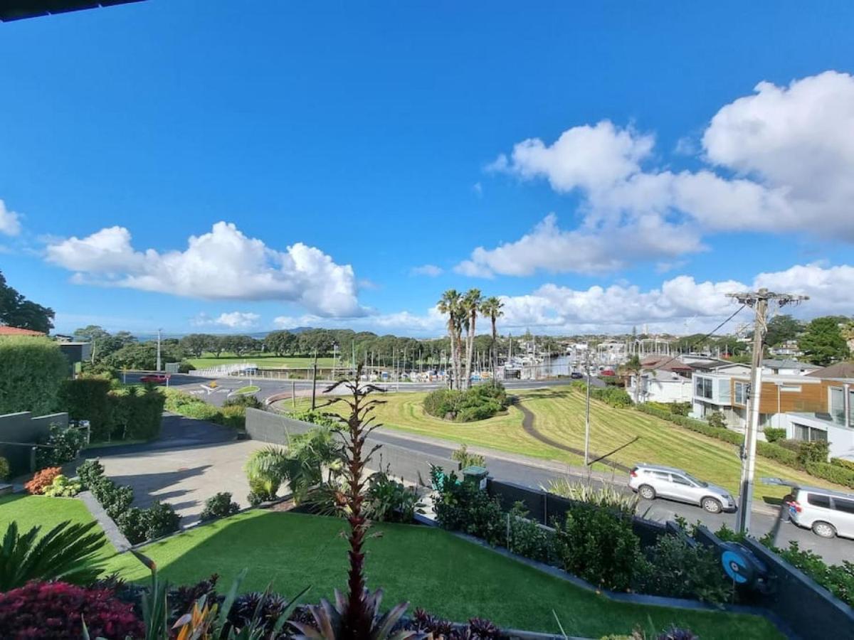 Fabulous Castor Bay 1 Bedroom With Views And Skytv 奥克兰 外观 照片